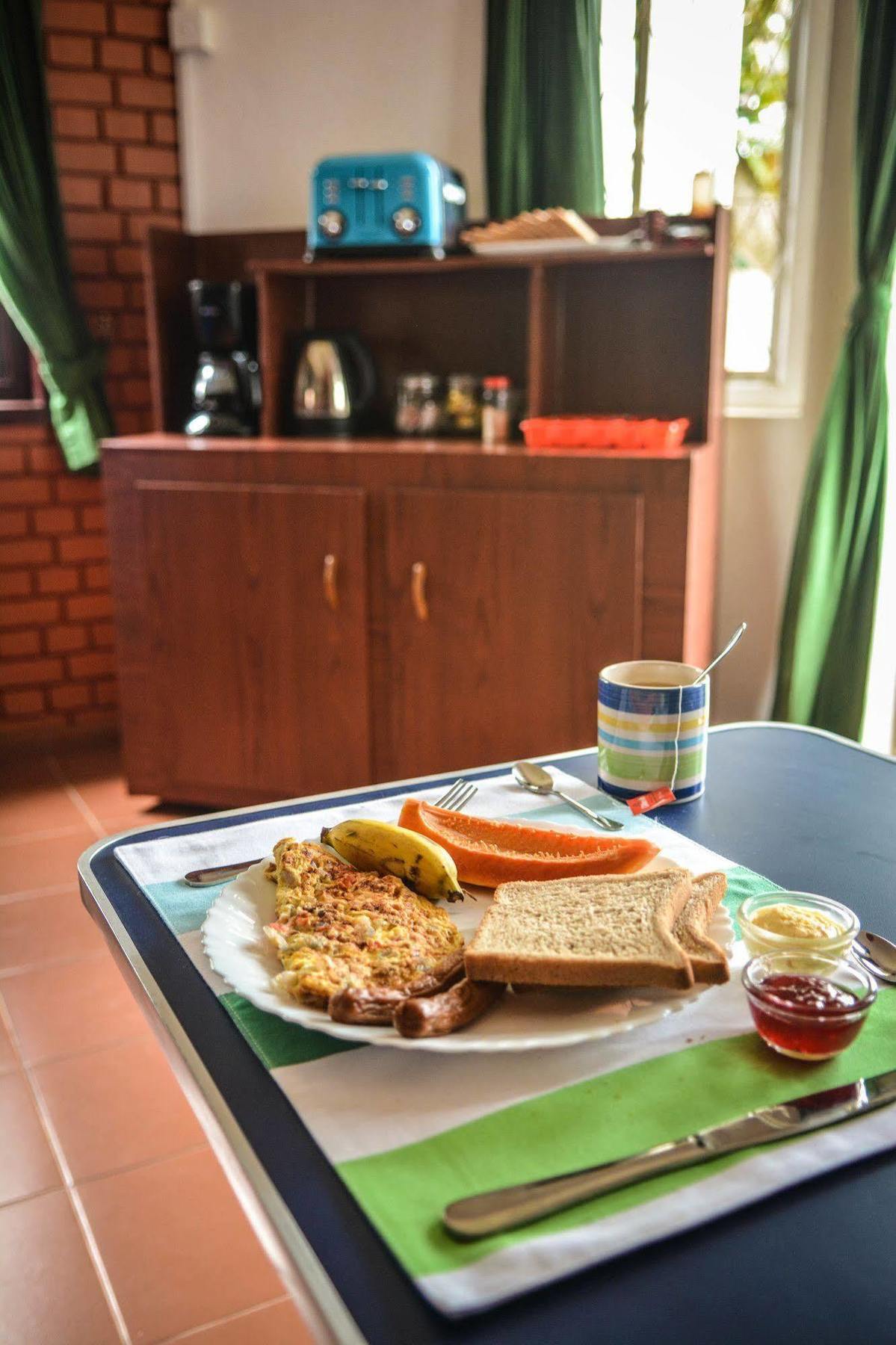 Explore Hostels Negombo Kochchikade Kültér fotó